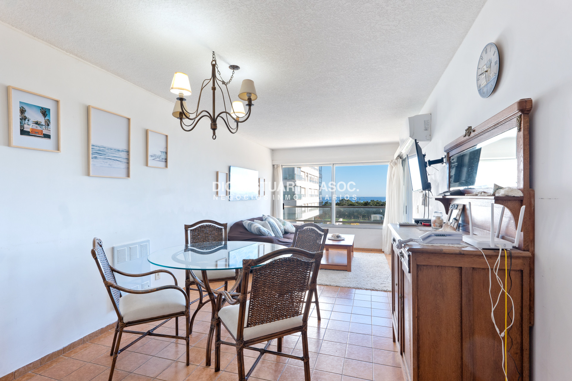 Apartamento ID.26 - Alquiler Frente al Mar (Febrero - Carnaval y Turismo Libre) - 1 Dormitorio y Medio - 4 Personas - Piscina y Serv. de Playa - Complejo Lincoln Center