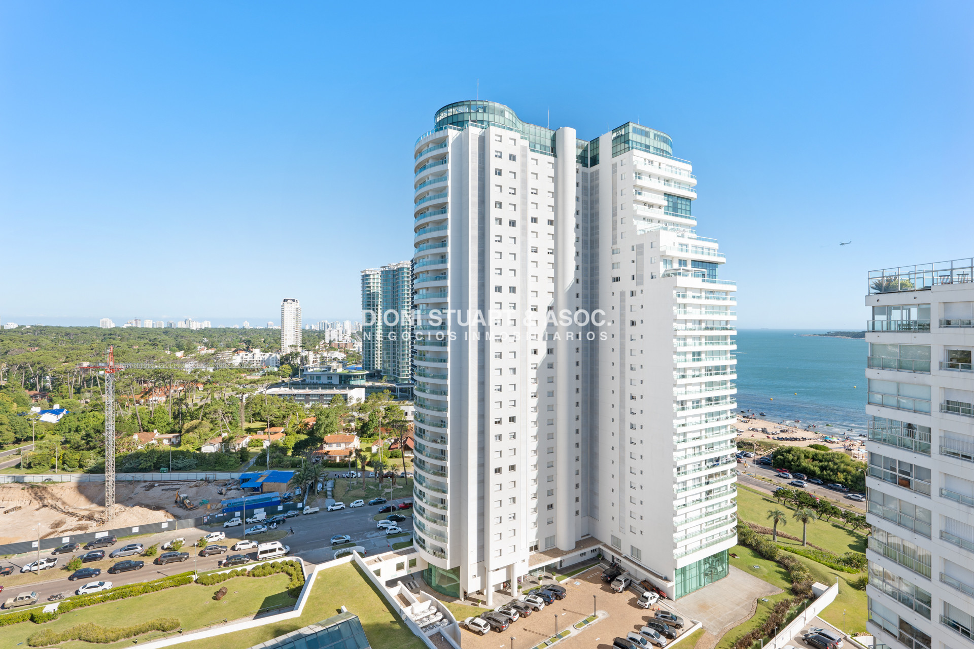 Apartamento ID.149 - Apartamento en Venta - Torre Jefferson - 3 Dormitorios + Dep. - Complejo Lincoln Center - Playa Mansa