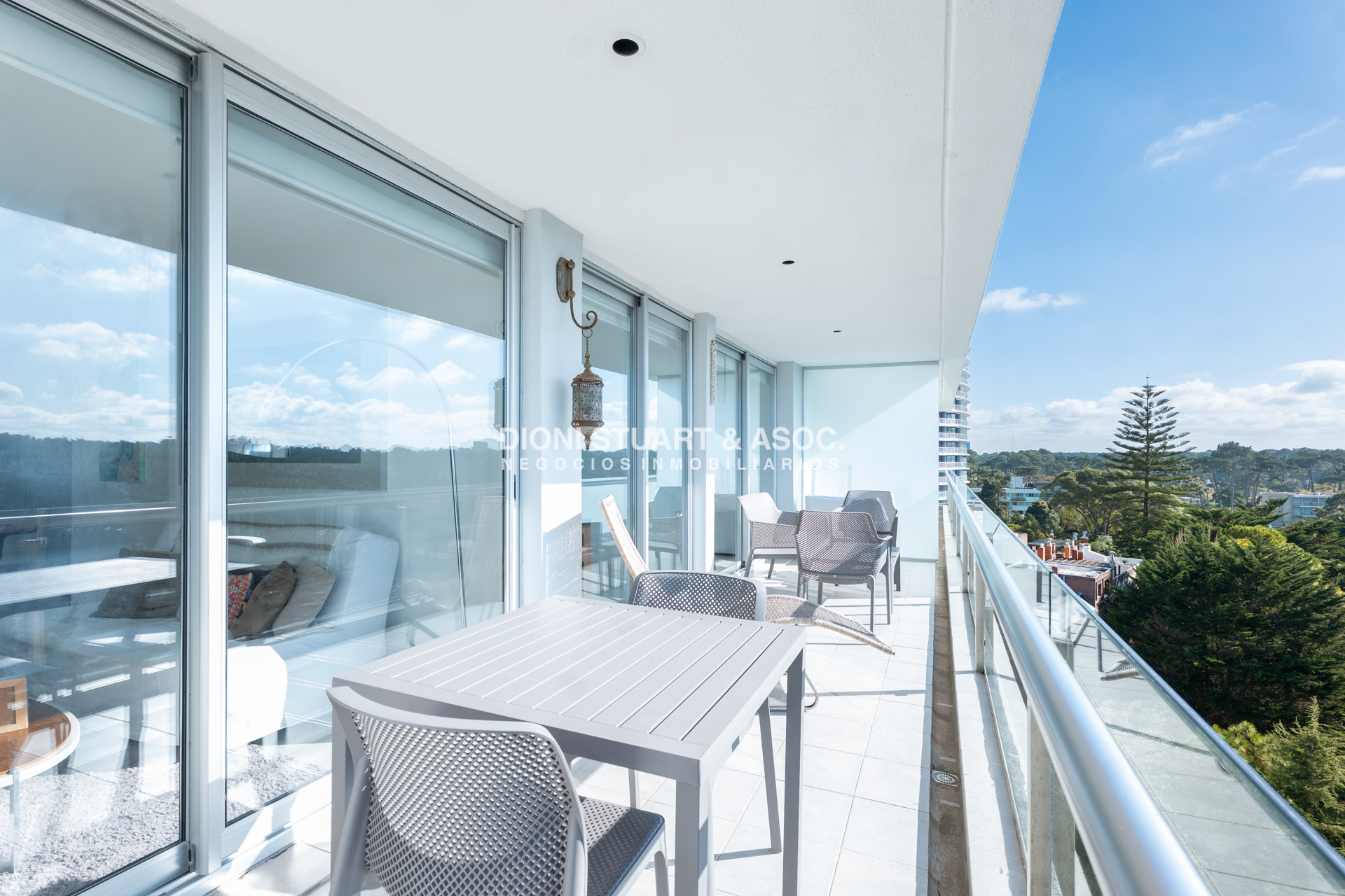 Apartamento ID.980 - APARTAMENTO EN VENTA EN ROOSEVELT DE 2 DORMITORIOS MODERNO EDIFICIO BE PUNTA