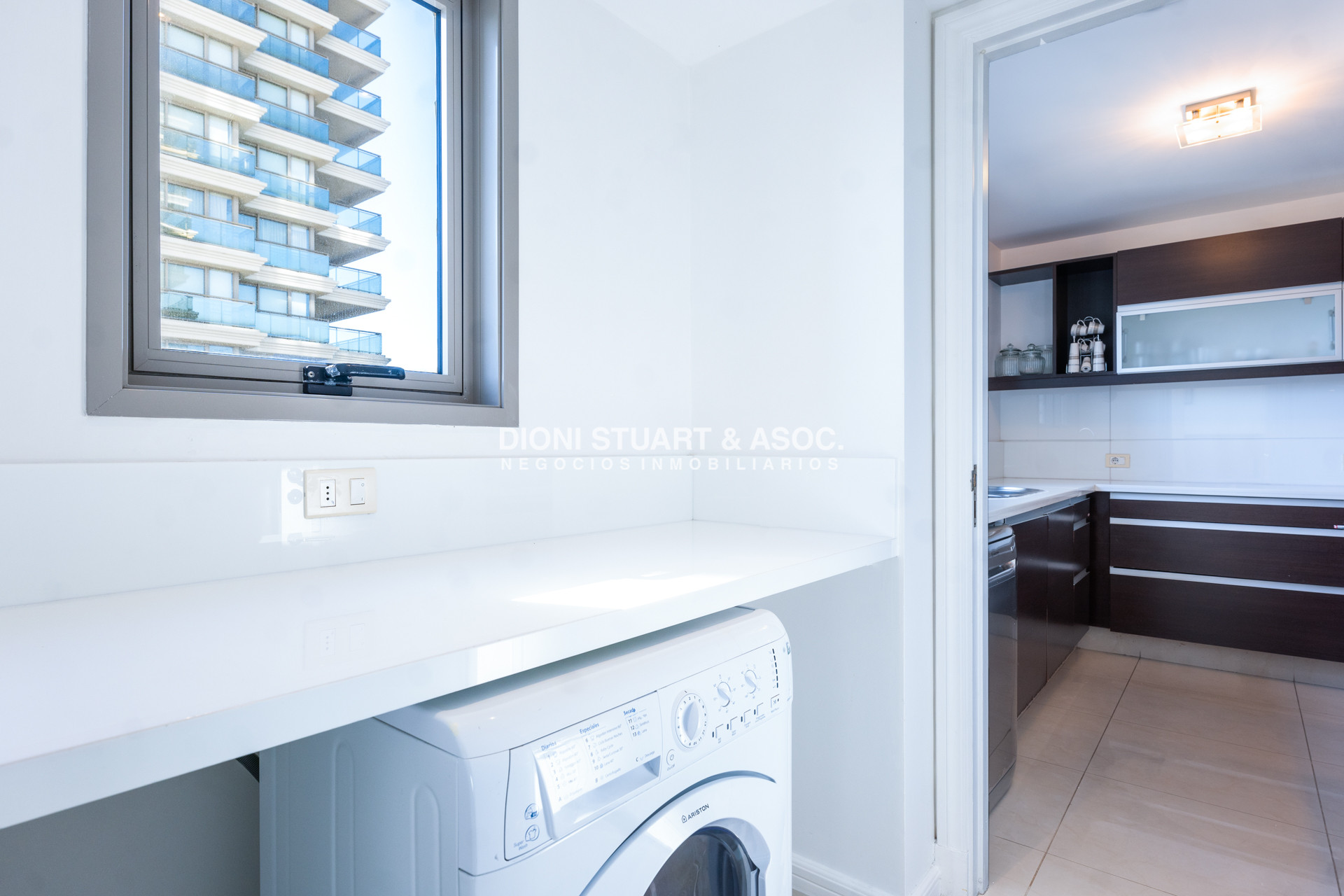 Apartamento ID.984 - IMPERIALE II ESQUINERO APARTAMENTO EN VENTA - 3 DORMITORIOS EN SUITE + DEPENDENCIA