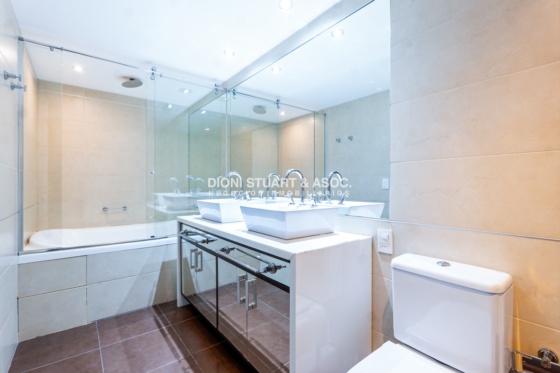 Apartamento ID.979 - IMPERIALE II DEPARTAMENTO EN VENTA DE 3 DORMITORIOS EN SUITE