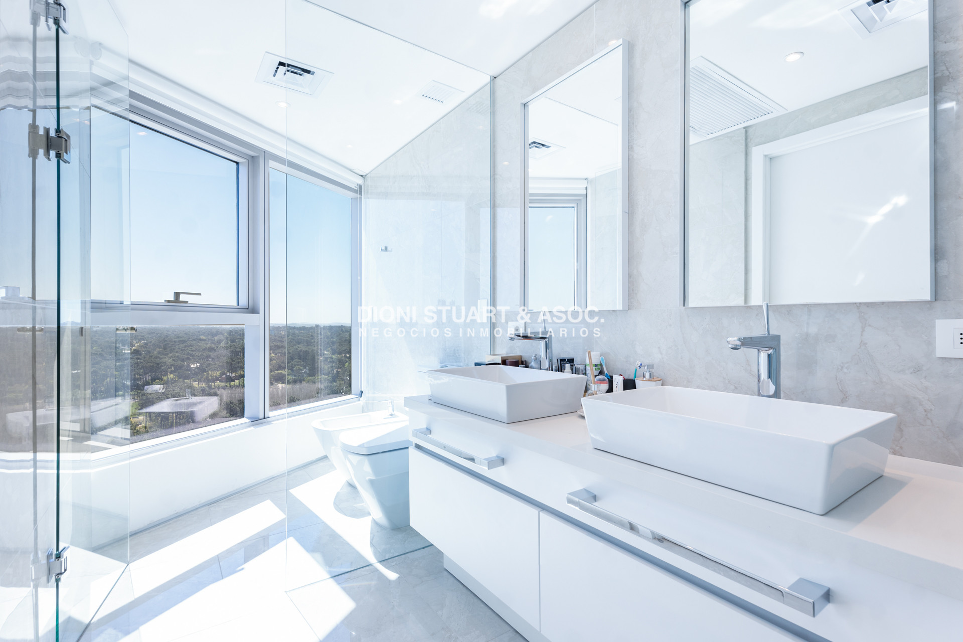 Apartamento ID.1122 - VENTA APARTAMENTO TRUMP TOWER - 2 SUITES + TOILETTE