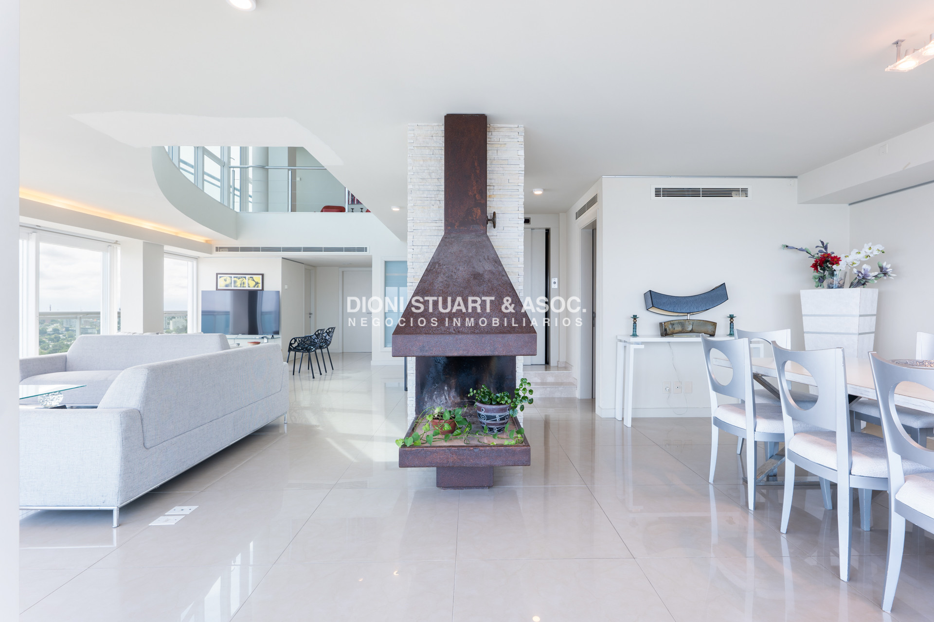 Apartamento ID.223 - TORRE AQUARELA - PENT HOUSE TRIPLEX - ESQUINA PUNTA BALLENA