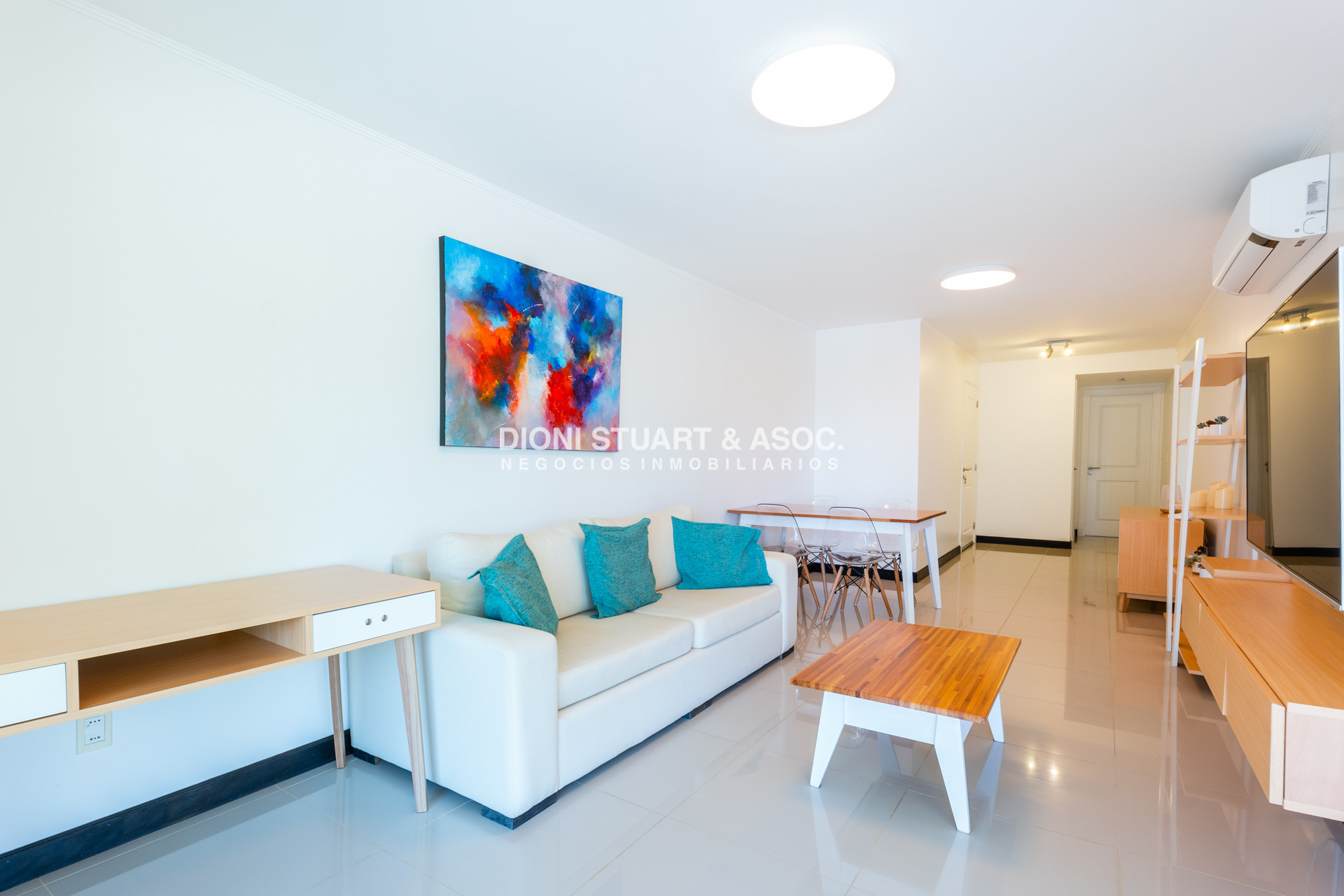 Apartamento ID.821 - APARTAMENTO EN VENTA EN PLAYA MANSA DE 2 DORMITORIOS CON PARRILLERO