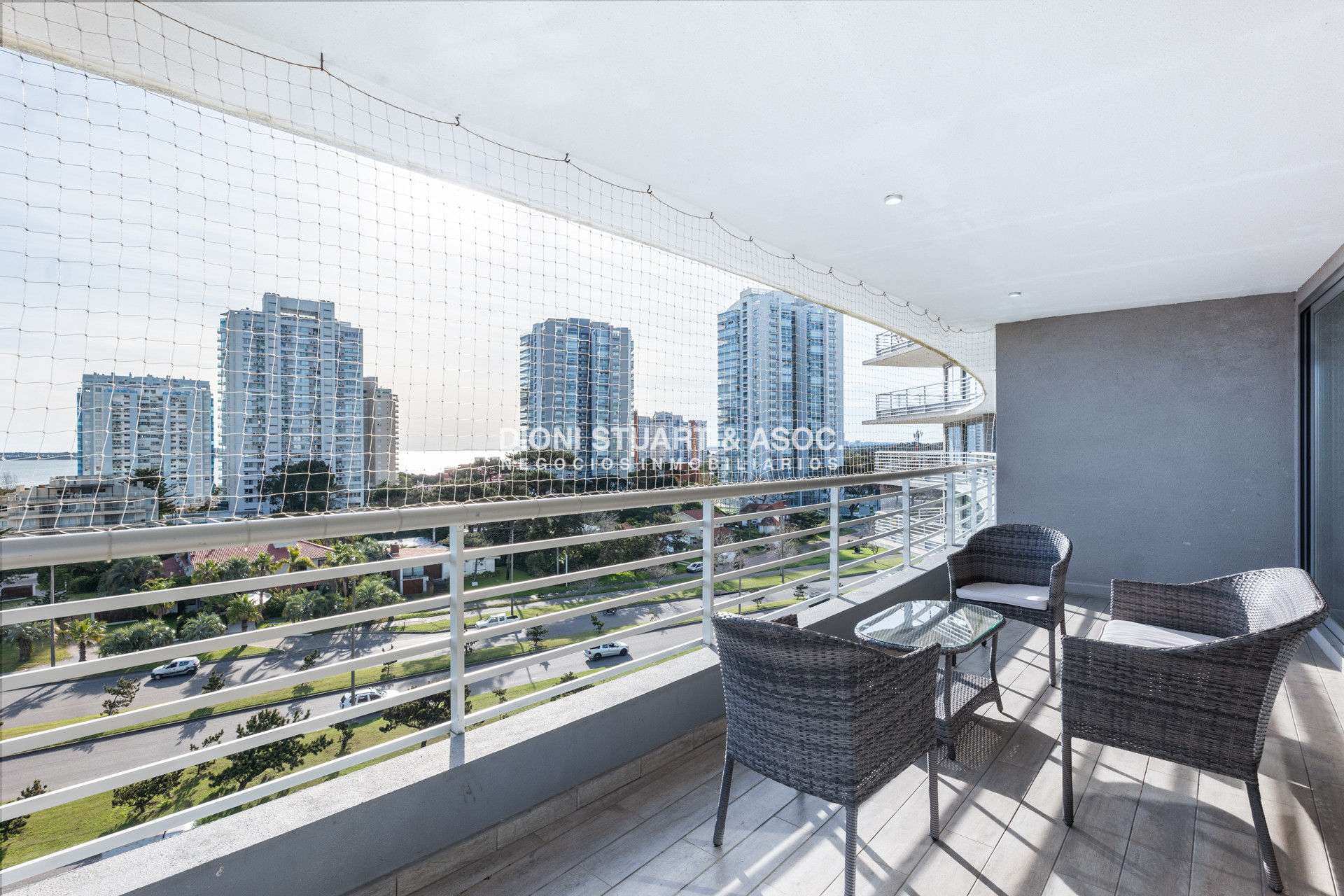 Apartamento ID.1114 - VENTA APARTAMENTO 3 DORMITORIOS EN SUITE - ALEXANDER BOULEVARD ESQUINERO 