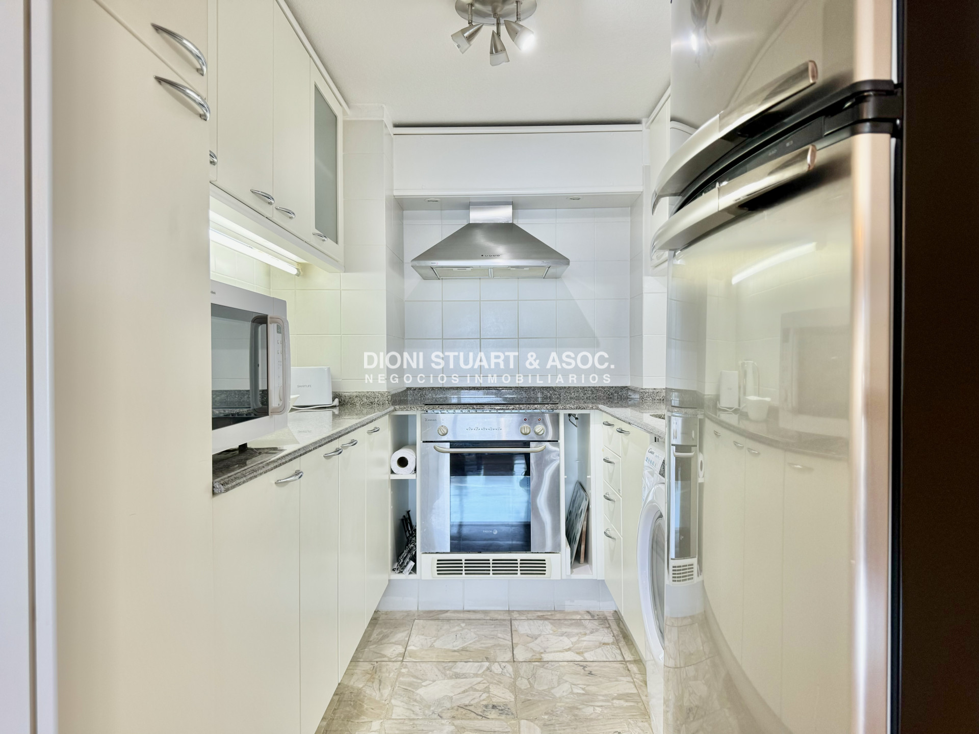 Apartamento ID.43 - APARTAMENTO DE 2 DORMITORIOS EN ALQUILER DE TEMPORADA FRENTE AL MAR  TORRE WASHINGTON COMPLEJO LINCOLN CENTER