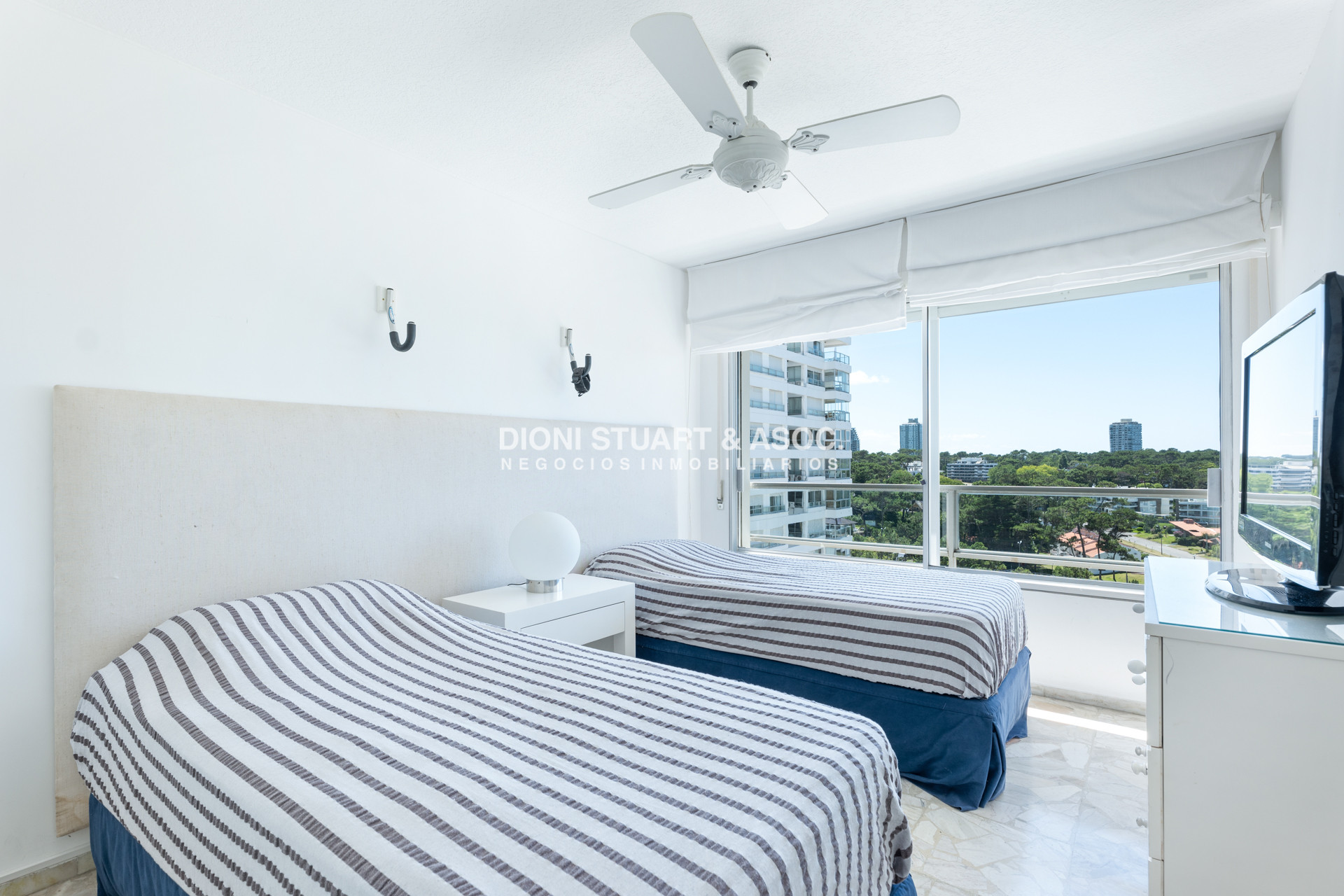 Apartamento ID.359 - APARTAMENTO EN ALQUILER 2 DORMITORIOS Y MEDIO TODOS LOS AMENITIES FRENTE AL MAR TORRE WASHINGTON COMPLEJO LINCOLN CENTER
