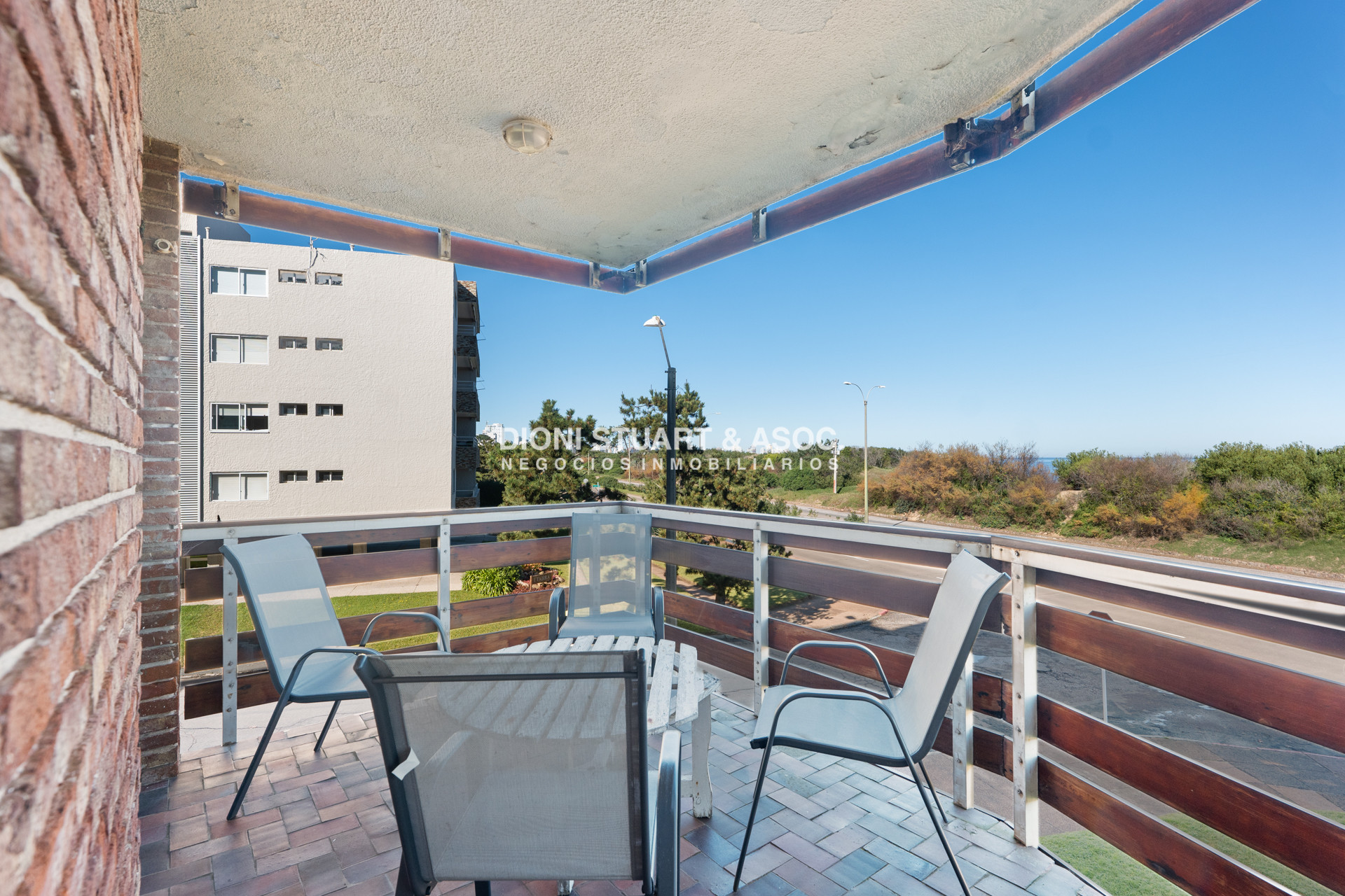 Apartamento ID.688 - Apartamento en Oportunidad Frente al Mar - Euromar - 3 Dormitorios