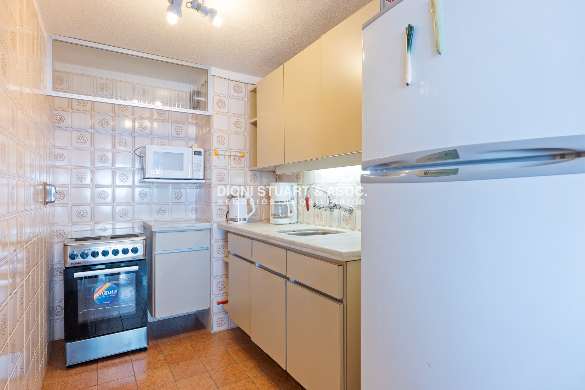 Apartamento ID.444 - APARTAMENTO EN VENTA DE 1 DORMITORIO Y MEDIO FRENTE AL MAR - PLAYA MANSA - COMPLEJO LINCOLN CENTER