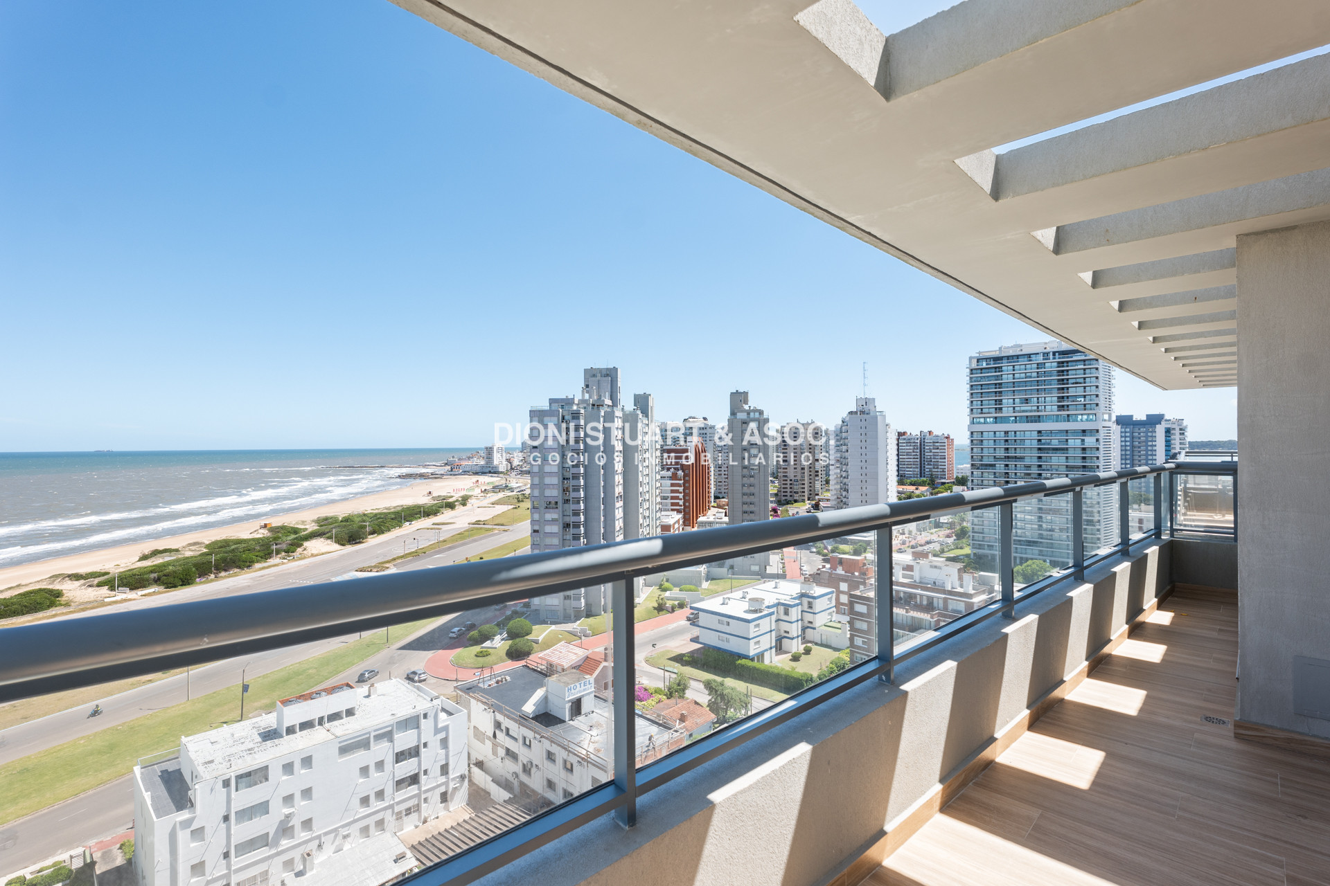 Apartamento ID.866 - APARTAMENTO A ESTRENAR EN PLAYA BRAVA PUNTA DEL ESTE - 2 DORMITORIOS - EDIF. SIGLO SOL II - BAJAS EXPENSAS