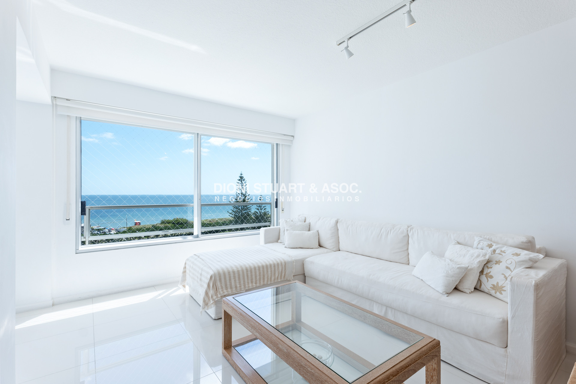 Apartamento ID.602 - Torre Jefferson - 2 Dormitorios y Medio - Reciclado - Complejo Lincoln Center