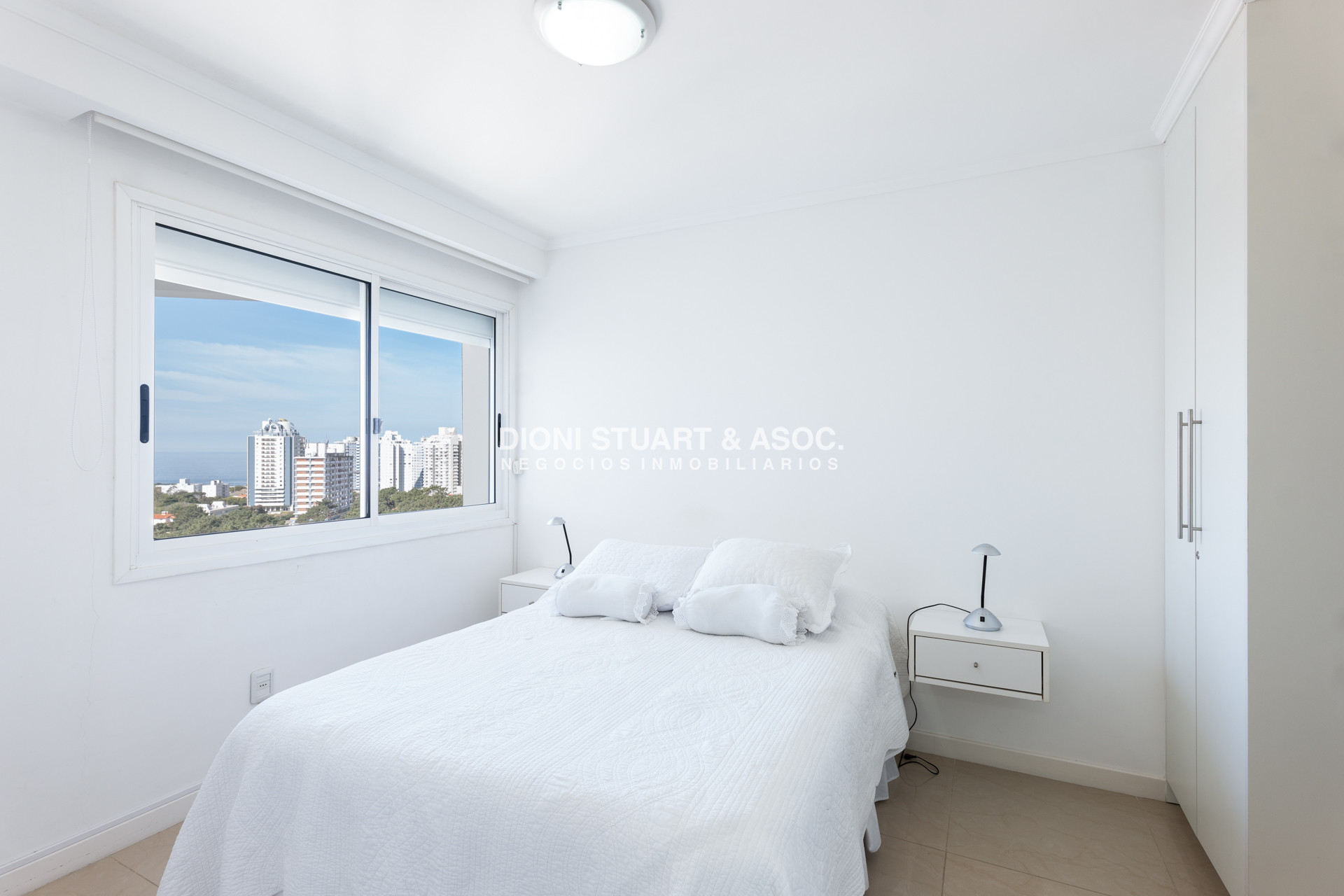 Apartamento ID.739 - DEPARTAMENTO EN VENTA EN CASINO TOWER - 2 DORM EN SUITE - TODOS LOS AMENITIES