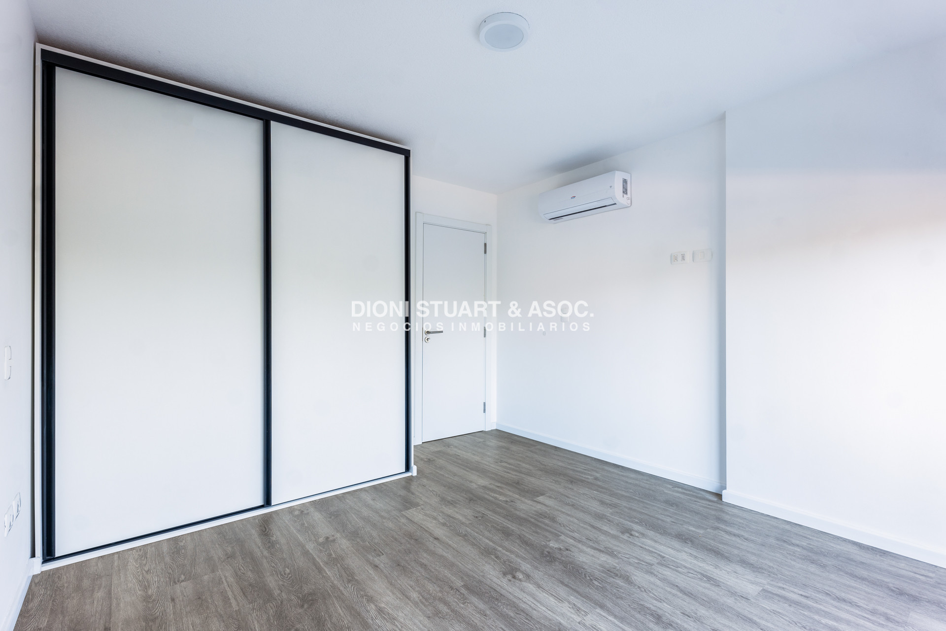 Apartamento ID.931 - OPORTUNIDAD DE INVERSIÓN EN MALDONADO - APARTAMENTO A ESTRENAR DE 2 DORMITORIOS - BAJAS EXPENSAS