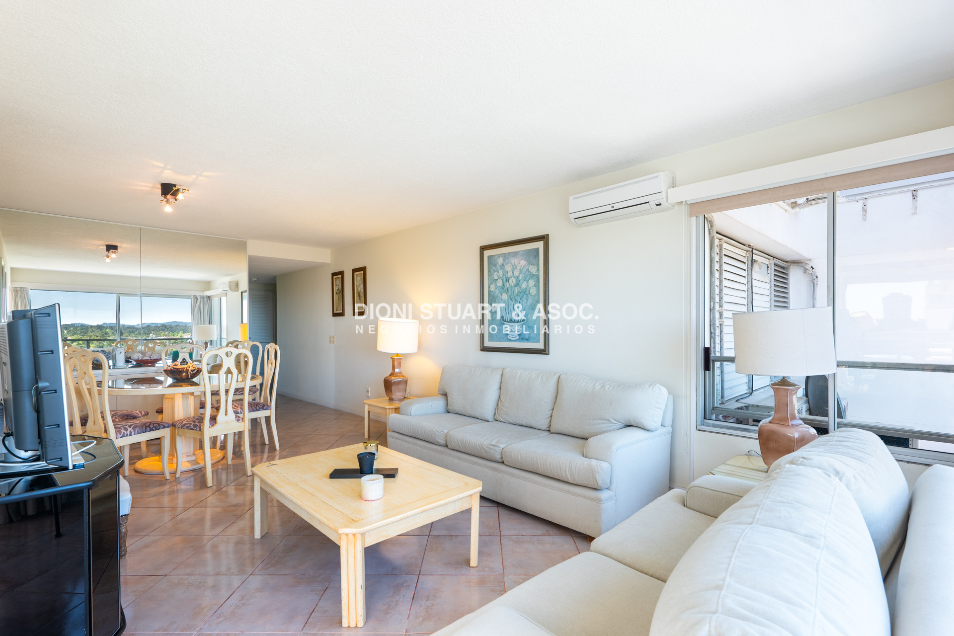 Apartamento ID.812 - Apartamento Frente al Mar en Venta - Torre Jefferson - 2 Dorm y dependencia - Complejo Lincoln Center