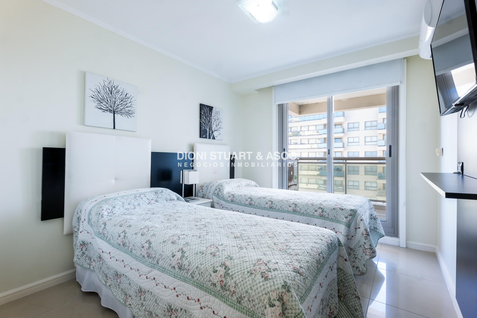 Apartamento ID.983 - IMPERIALE I EN VENTA - APARTAMENTO ESQUINERO - 3 DORM EN SUITE + DEP.