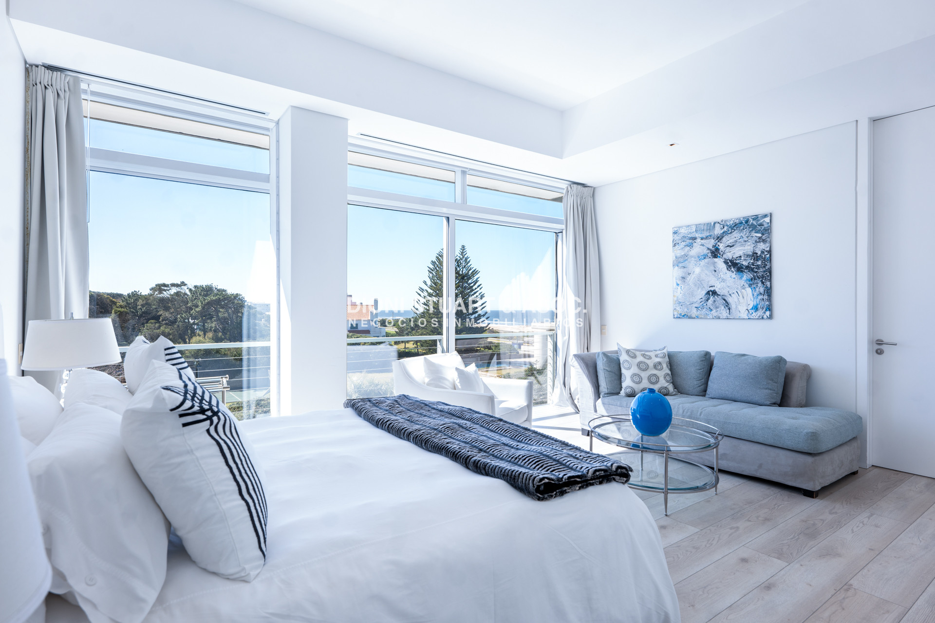 Apartamento ID.1073 - VENTA APARTAMENTO - EDIFICIO ACQUA - 4 SUITES + DEPENDENCIA