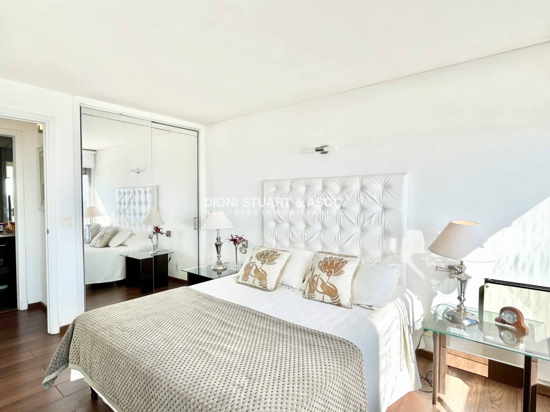 Apartamento ID.467 - Apartamento En Gorlero - 3 Dormitorios + 3 Baños - Reciclado - Impresionante Vista al Mar - Edificio Apolo