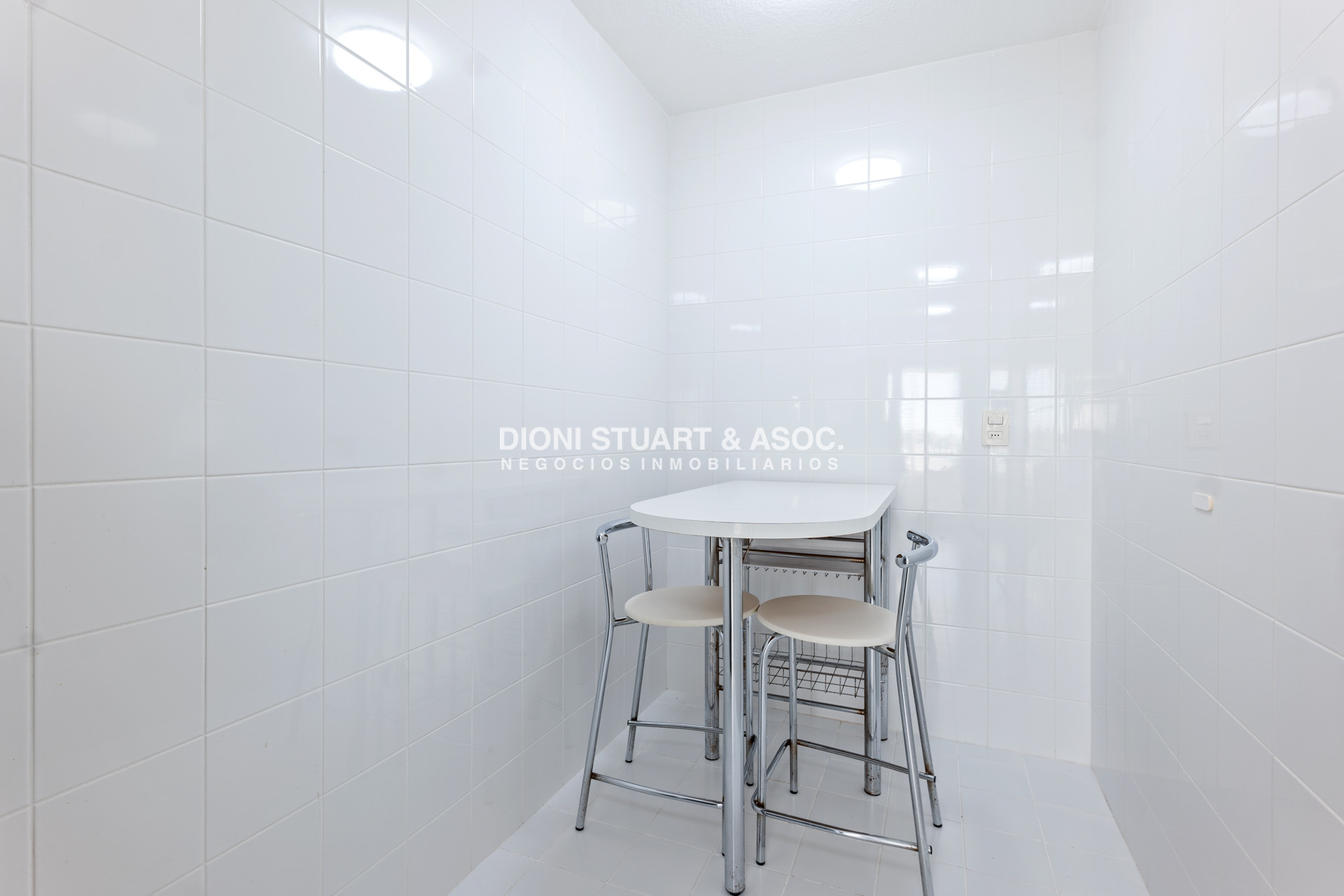 Apartamento ID.656 - Alquiler Anual -  2 Dormitorios - Sol y Amenities - Complejo Lincoln Center