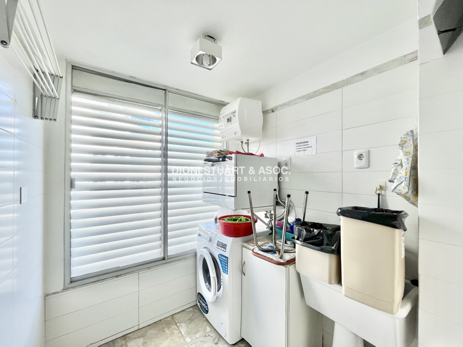 Apartamento ID.206 - Alquiler de Invierno Año 2025 - 2 Dormitorios y Medio + 2 Baños - Vista al Mar - Piscina Climatizada - Complejo Lincoln Center