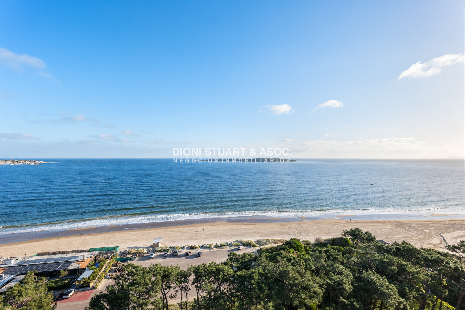 Apartamento ID.978 - APARTAMENTO EN VENTA EN EDIFICIO IMARANGATU - 3 DORM + DEP. CON PARRILLERO