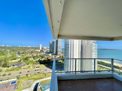 Alquiler Frente al Mar (Febrero y Carnaval) - Playa Mansa - 3 dormitorios - Todos los amenities - Complejo Lincoln Center