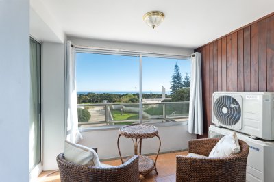 Alquiler Frente al Mar (Febrero - Carnaval y Turismo Libre) - 1 Dormitorio y Medio - 4 Personas - Piscina y Serv. de Playa - Complejo Lincoln Center
