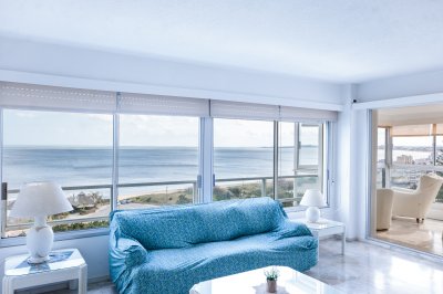 ALQUILER APARTAMENTO 3 DORMITORIOS FRENTE AL MAR PLAYA MANSA - COMPLEJO LINCOLN CENTER
