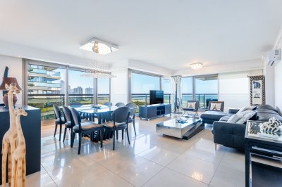 IMPERIALE II ESQUINERO APARTAMENTO EN VENTA - 3 DORMITORIOS EN SUITE + DEPENDENCIA