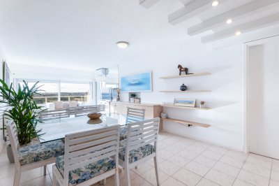 APARTAMENTO EN VENTA FRENTE AL MAR 2 DORMITORIOS + DEPENDENCIA - COMPLEJO LINCOLN CENTER - PLAYA MANSA