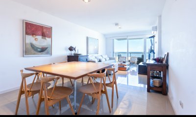 PENT HOUSE CON BARBACOA EN VENTA - PLAYA BRAVA - 3 DORMITORIOS EN SUITE EDIFICIO BLUE MARINE