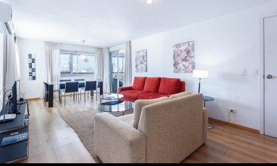 DEPARTAMENTO EN VENTA CON PARRILLERO 3 DORMITORIOS RECICLADO - EDIFICIO CAP BRETON - PLAYA MANSA