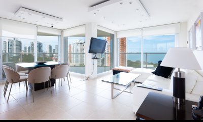Apartamento en Venta - 3 Dormitorios en Suite - Sea & Forest - Playa Mansa