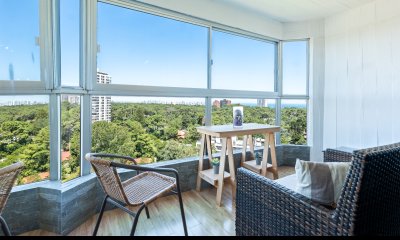 DEPARTAMENTO EN ROOSEVELT - 2 DORMITORIOS - RECICLADO - CON VISTA - PARQUEMAR R