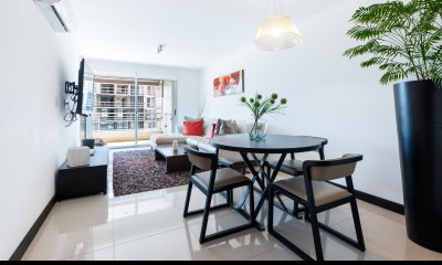 APARTAMENTO EN VENTA EN PLAYA MANSA DE 2 DORMITORIOS CON PARRILLERO - EDIFICIO MONET