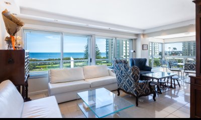 DEPARTAMENTO EN VENTA FRENTE AL MAR EN TORRE JEFFERSON - 3 DORMITORIOS + DEPENDENCIA -  RECICLADO - COMPLEJO LINCOLN CENTER