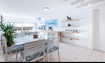 APARTAMENTO EN VENTA FRENTE AL MAR 2 DORMITORIOS + DEPENDENCIA - COMPLEJO LINCOLN CENTER - PLAYA MANSA