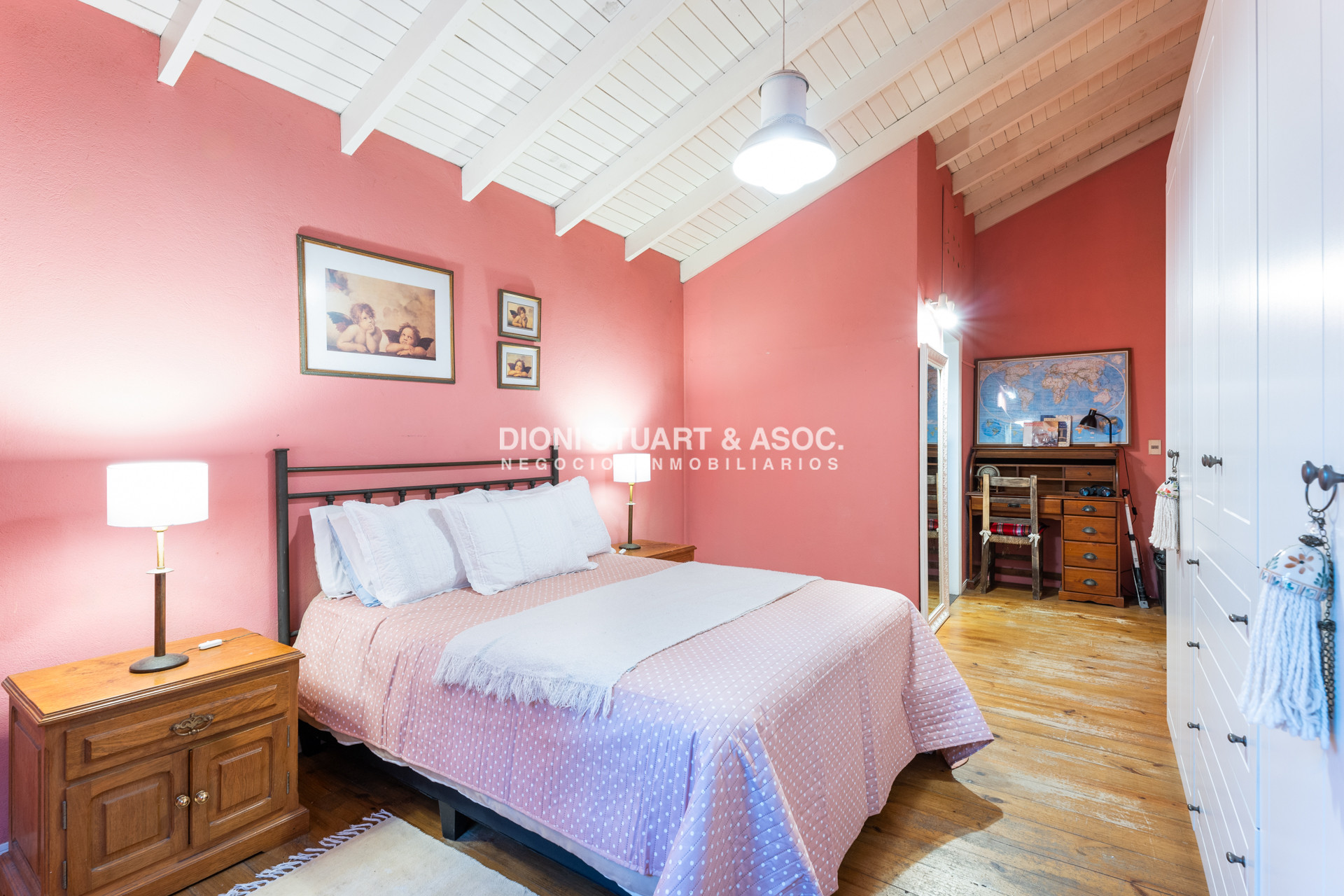 Casa ID.726 - Casa en Venta - San Rafael - 2 Dormitorios - A 2 Cuadras del Mar