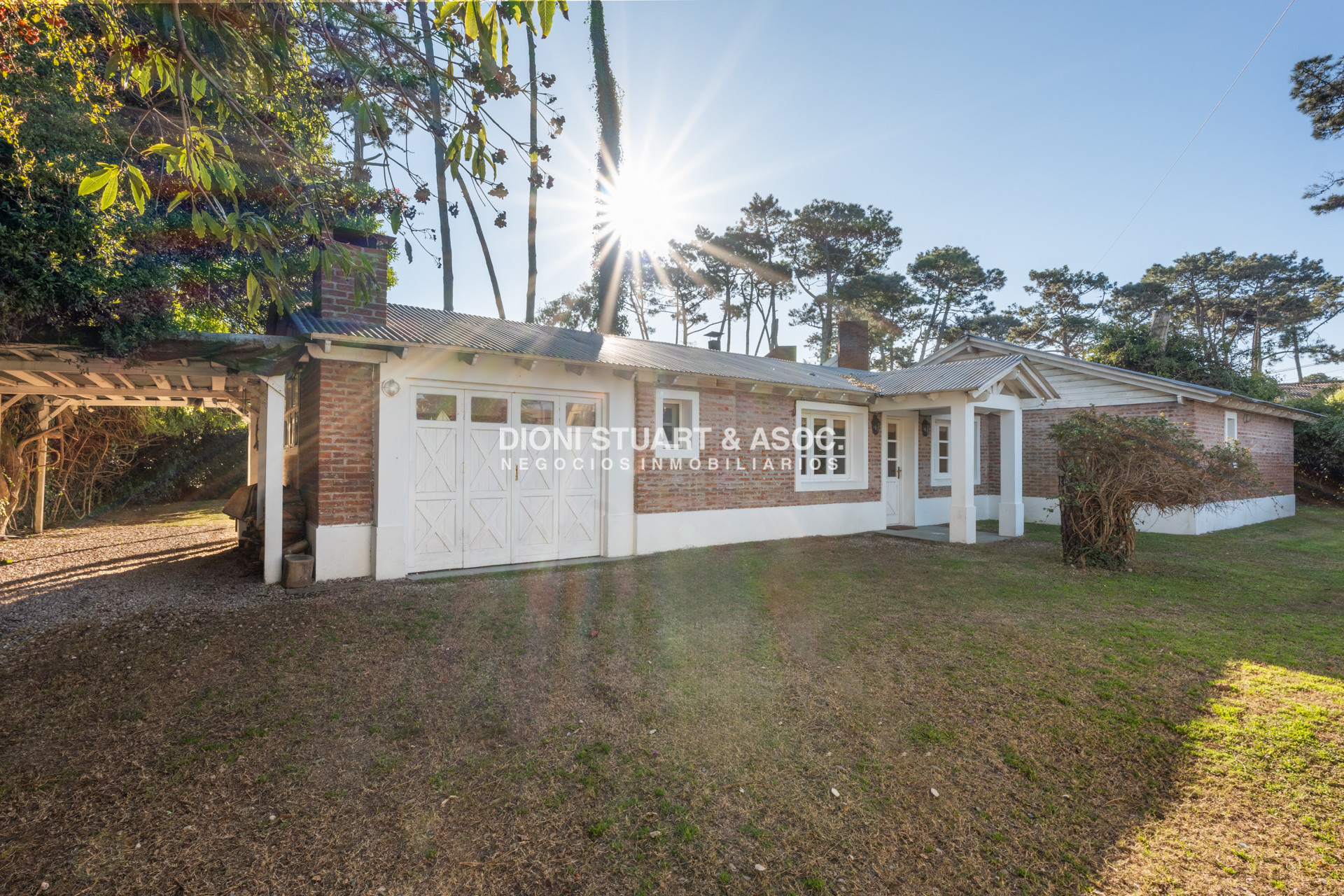 Casa ID.726 - Casa en Venta - San Rafael - 2 Dormitorios - A 2 Cuadras del Mar