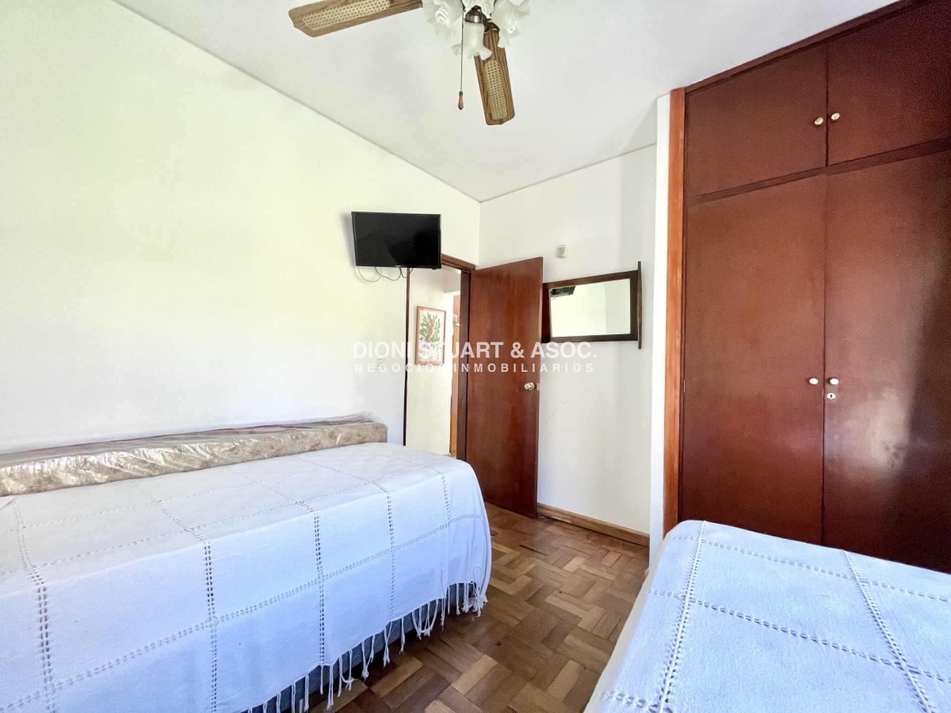 Casa ID.548 - Casa En Alquiler - Cerca de la Playa Mansa - Para 6 Personas - Con Barbacoa