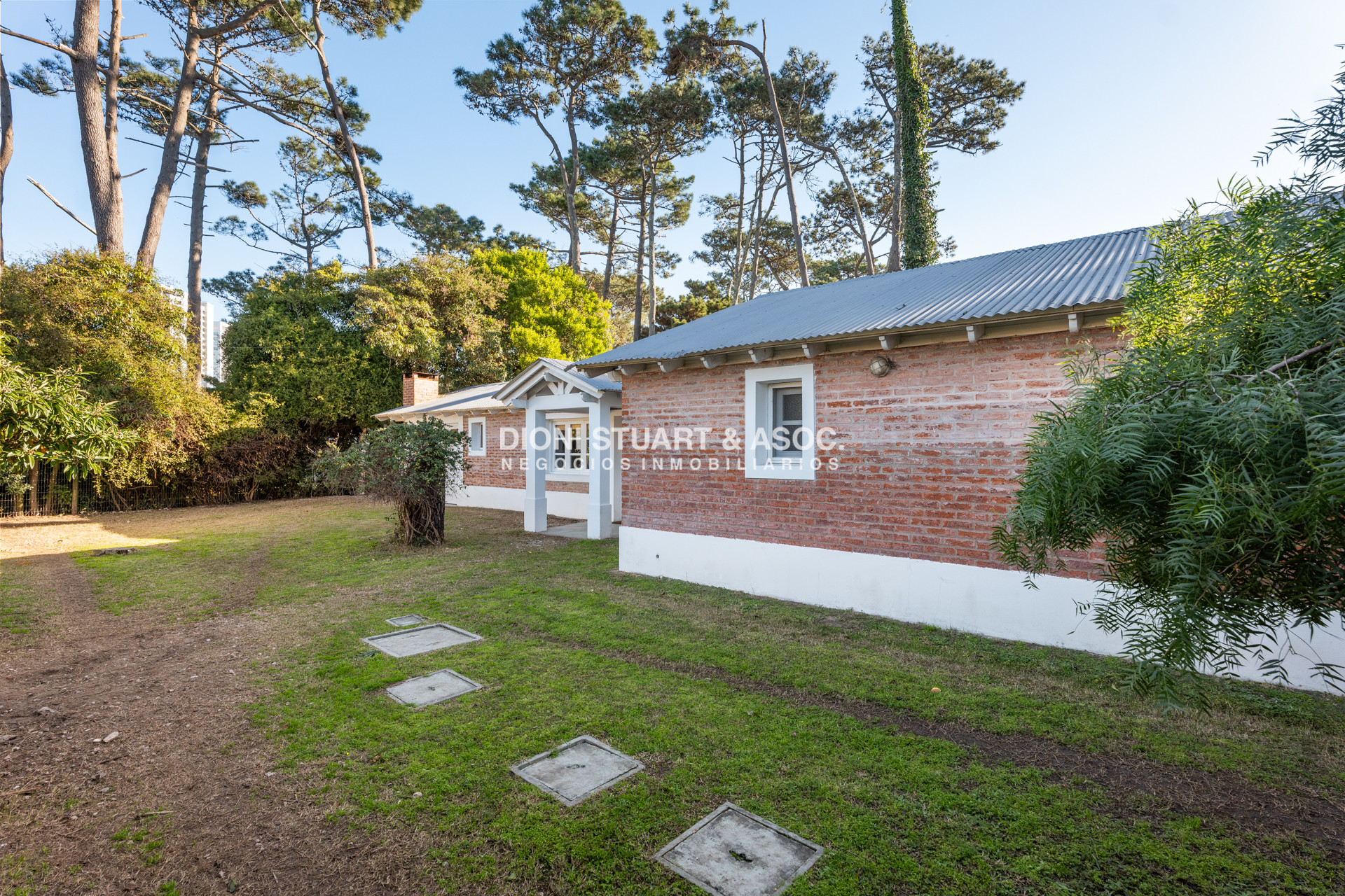 Casa ID.726 - Casa en Venta - San Rafael - 2 Dormitorios - A 2 Cuadras del Mar