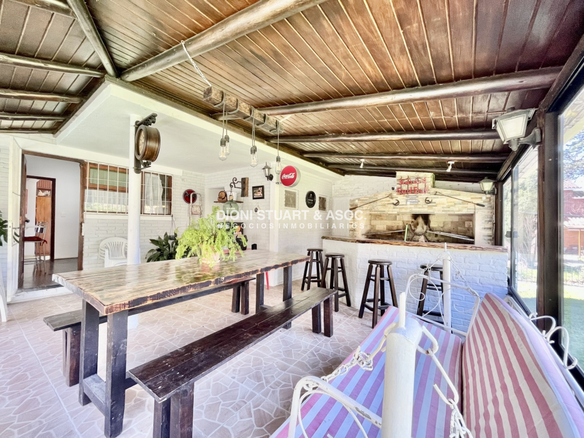 Casa ID.548 - Casa En Alquiler - Cerca de la Playa Mansa - Para 6 Personas - Con Barbacoa