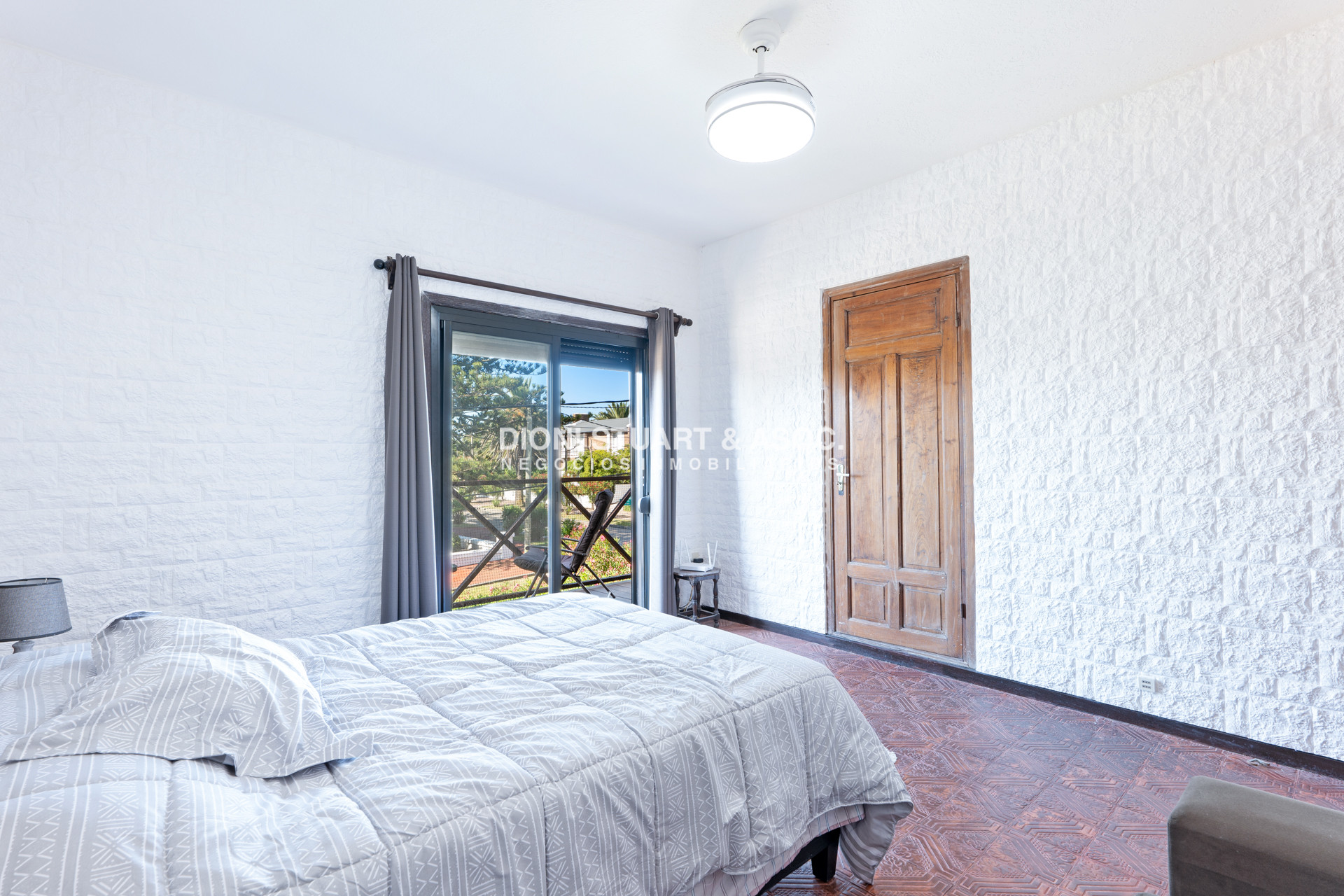 Casa ID.527 - CASA EN VENTA EN PUNTA DEL ESTE - 4 DORMITORIOS