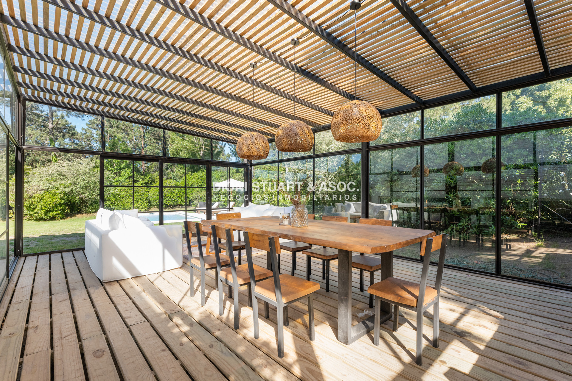 Casa ID.857 - CASA EN VENTA EN EL GOLF DE 4 DORMITORIOS Y DEP. - VISTA DIRECTA AL GOLF