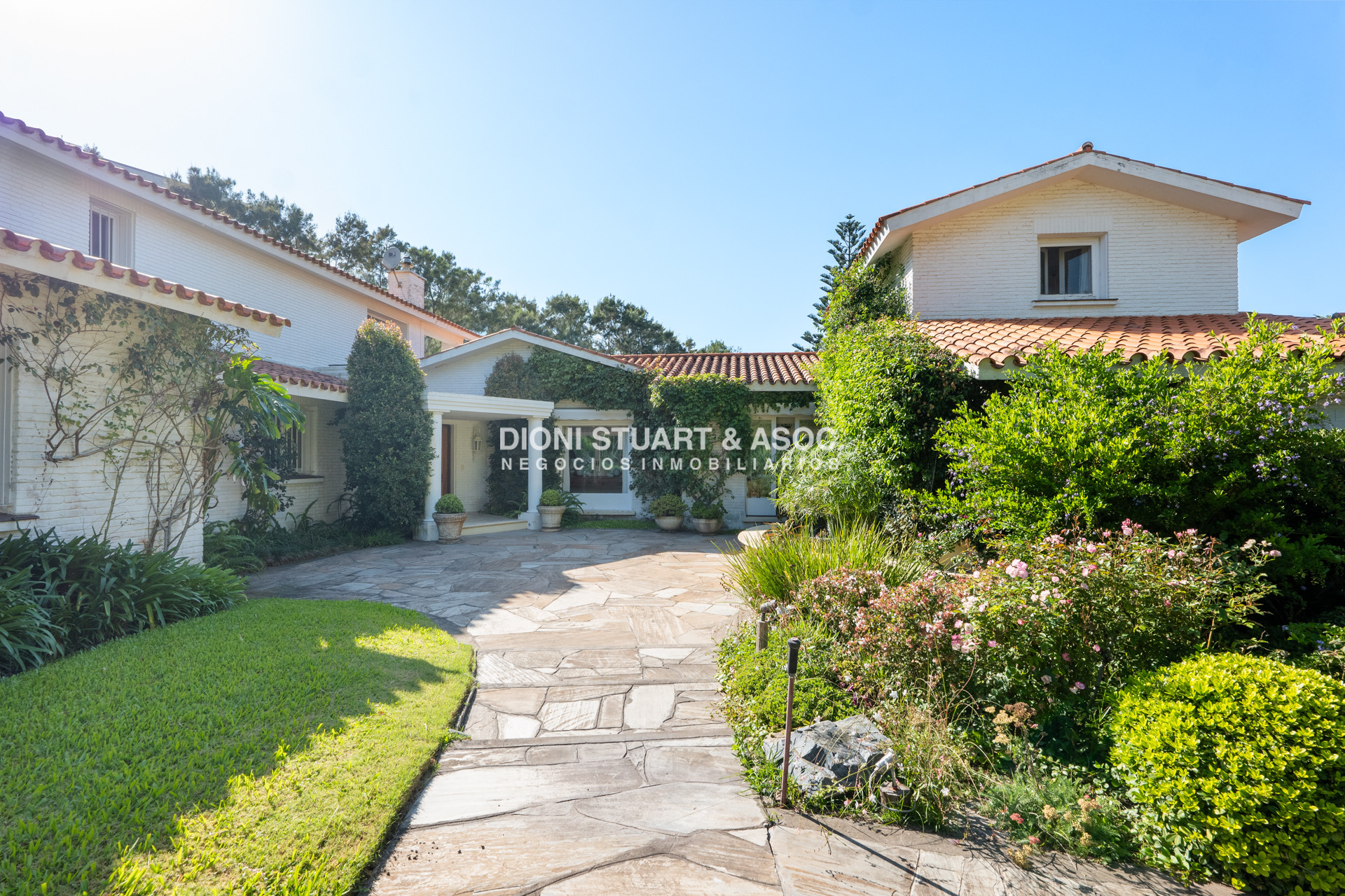 Casa ID.923 - IMPONENTE CASA EN PLAYA BRAVA - ELEGANCIA Y CONFORT