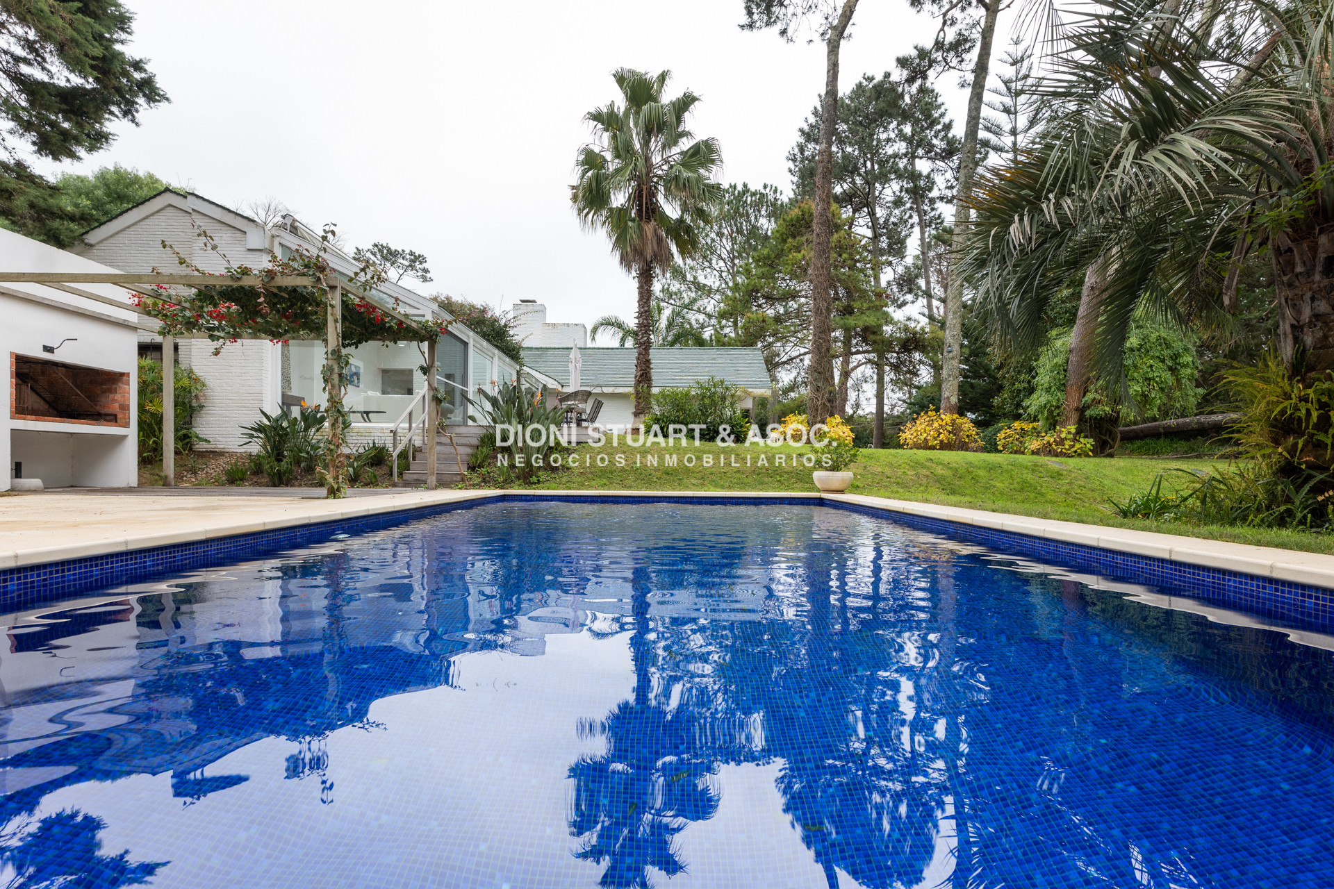 Casa ID.1015 - MANSION EN BEVERLY HILLS RECICLADA 