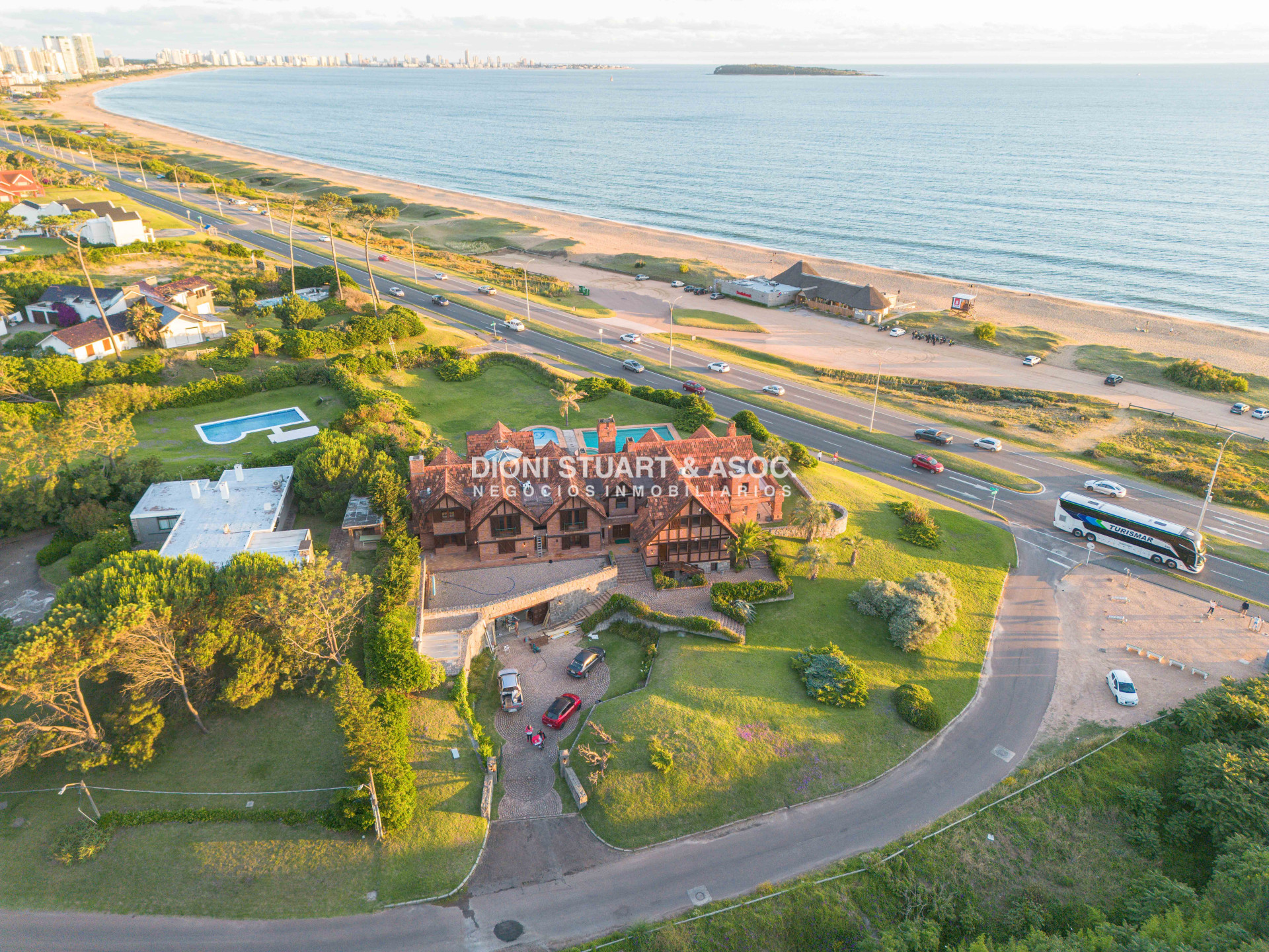 Casa ID.879 - MANSION FRENTE AL MAR - PLAYA MANSA