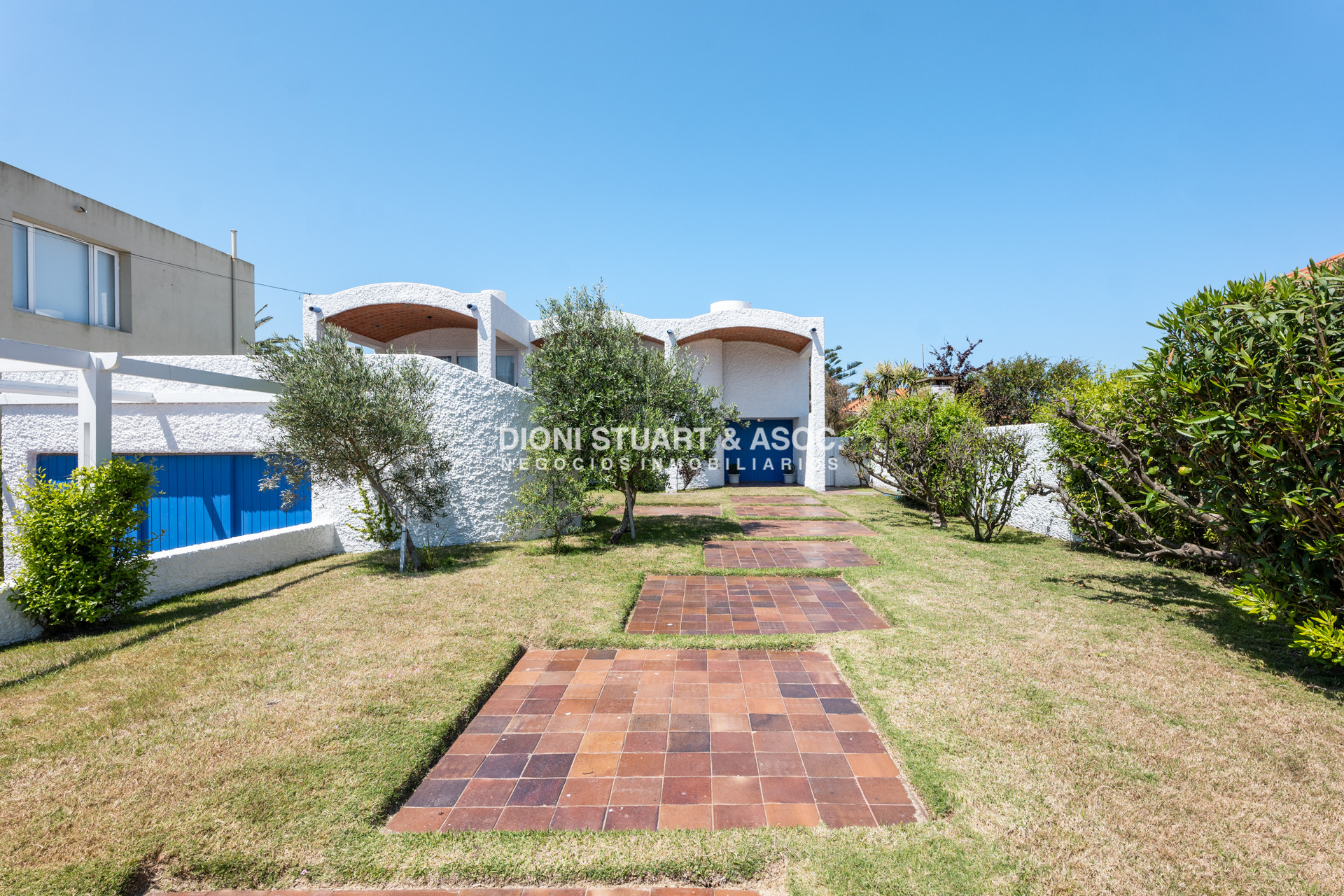 Casa ID.807 - CASA EN VENTA EN LA PENINSULA PUNTA DEL ESTE CON 4 DORMITORIOS
