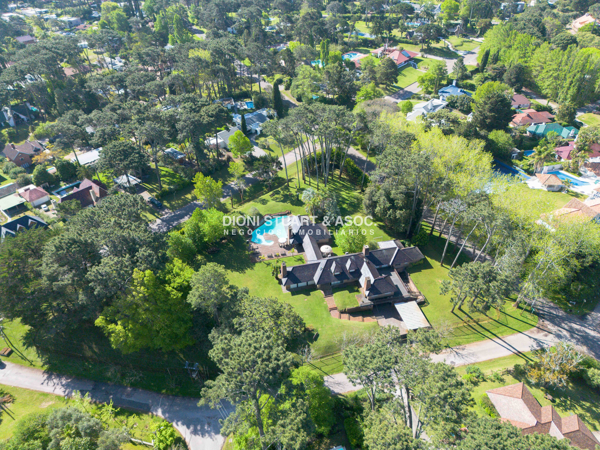 Casa ID.1141 - MANSIÓN EN LUGANO - CERCA DE TODO