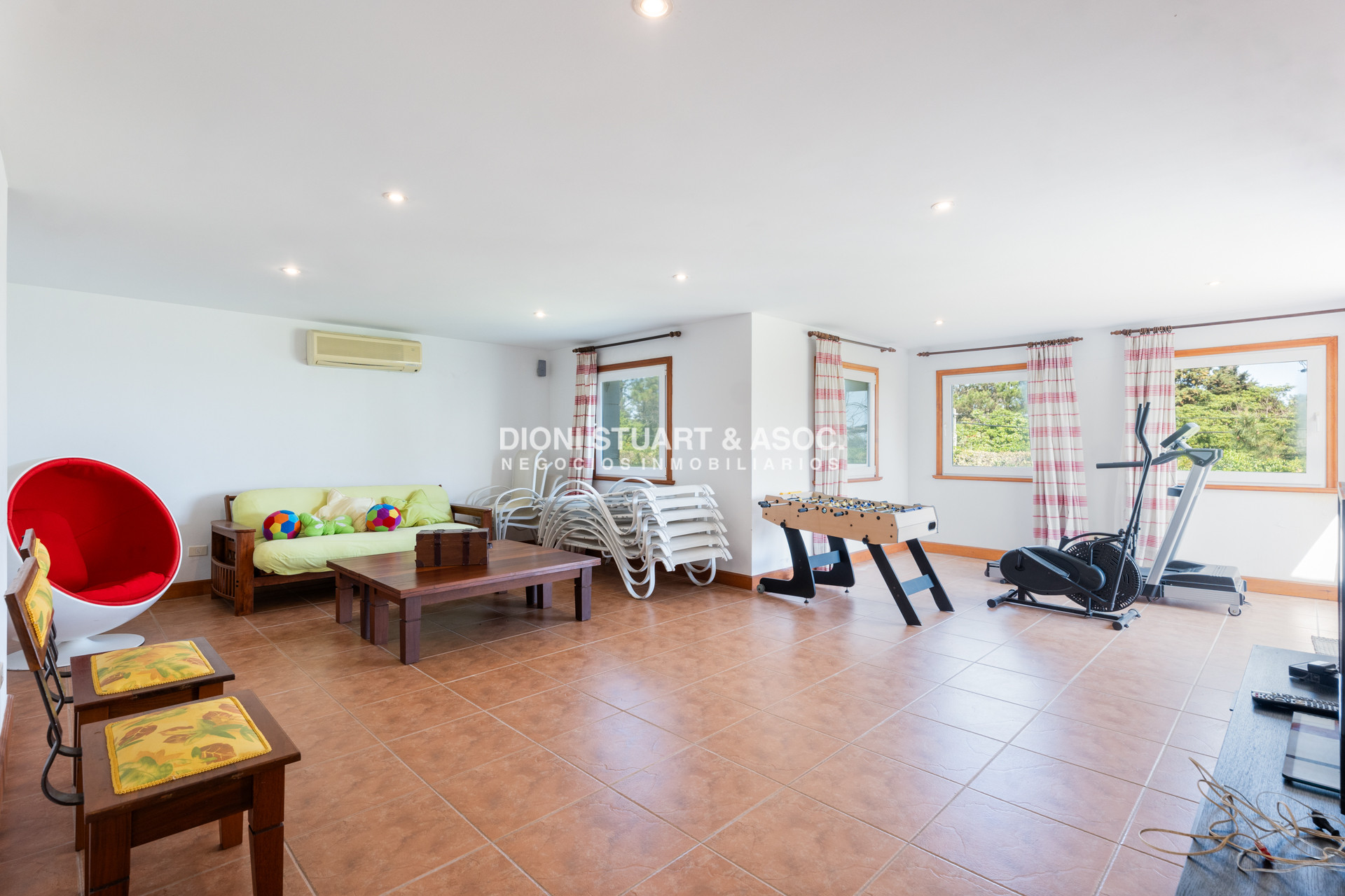 Casa ID.769 - Mansion En Primera Linea Playa Mansa