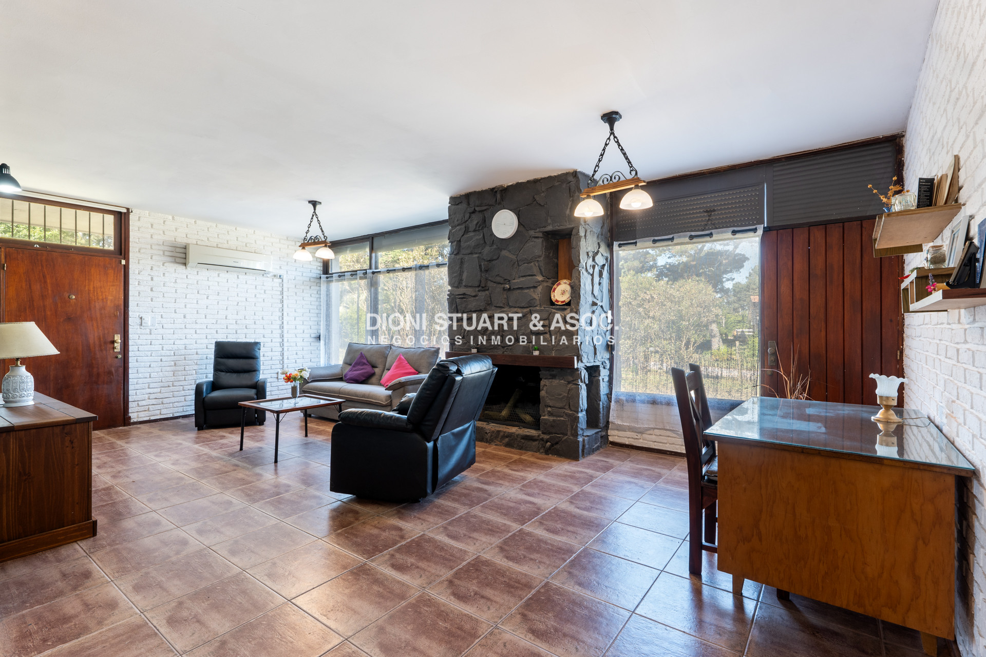 Casa ID.786 - OPORTUNIDAD CASA EN VENTA EN SAN RAFAEL DE 3 DORMITORIOS CERCA DEL MAR